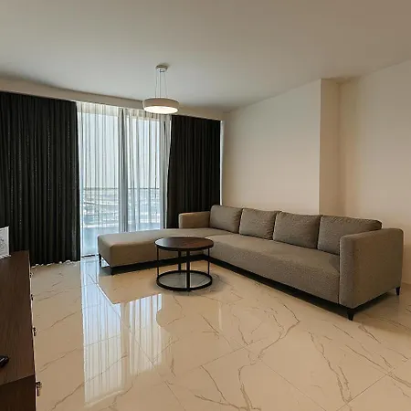 2bedroom In Grand Sapphire Complex Featuring A Pool And Casino *