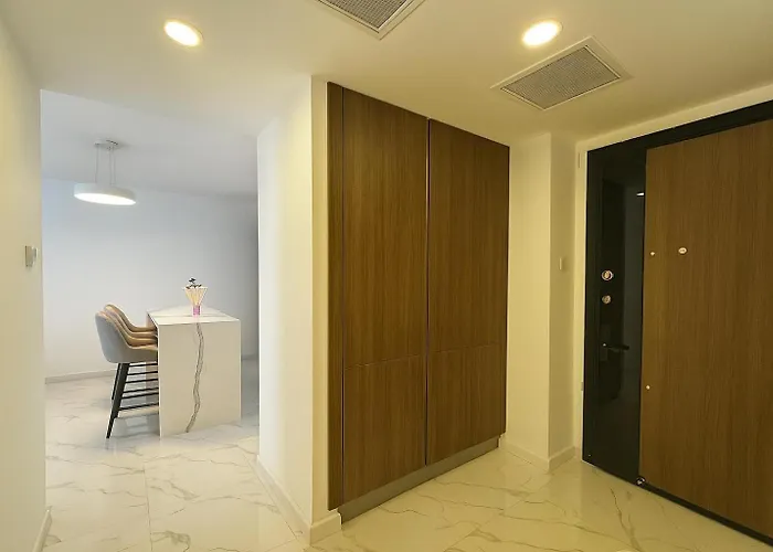 2bedroom In Grand Sapphire Complex Featuring A Pool And Casino